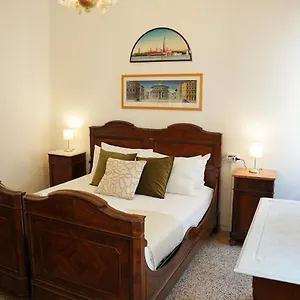 Ca' Alle Gondolette Apartment